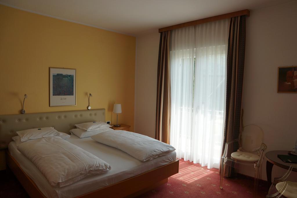 Hotel Zima Merano Esterno foto