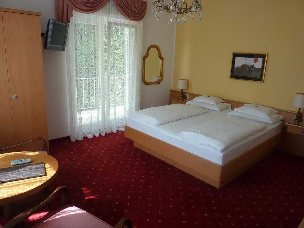 Hotel Zima Merano Esterno foto