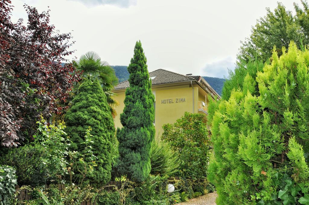 Hotel Zima Merano Esterno foto